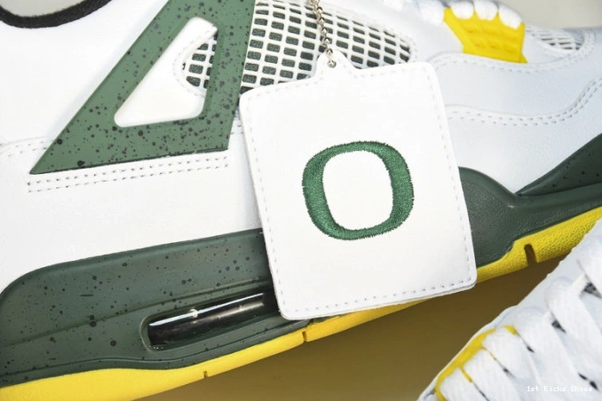 1st Kicks 4 Retro Oregon 257-255275 Ducks Jordan Duckman 0719